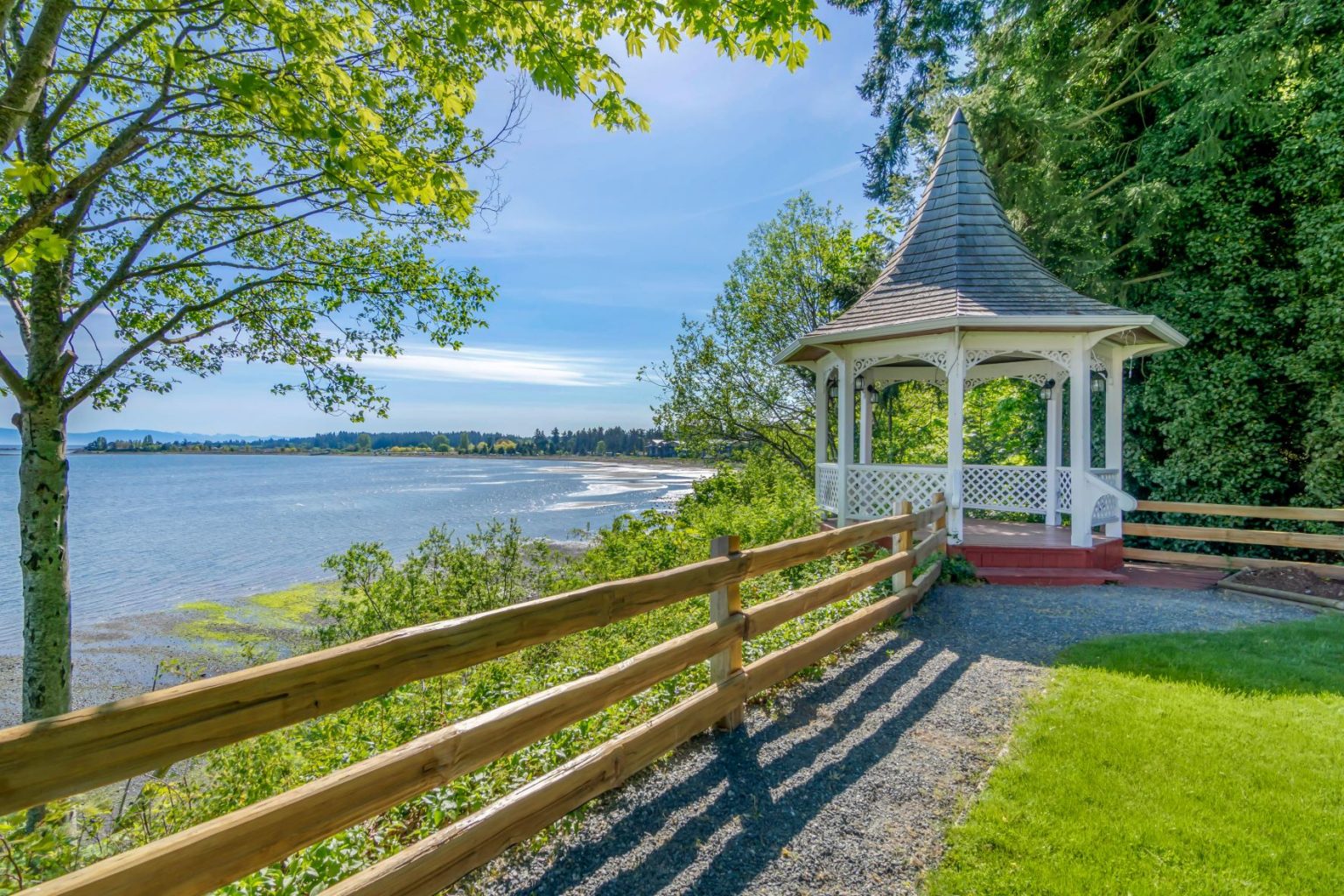 The Bayside Resort Parksville Tourism Vancouver Island